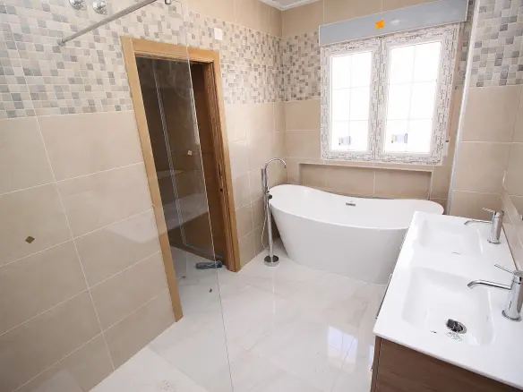 4-bedroom Detached Villa In Pinoso, Spain (195 M²)