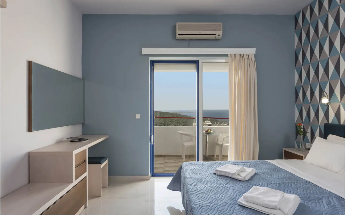Hotel 850 In Crete