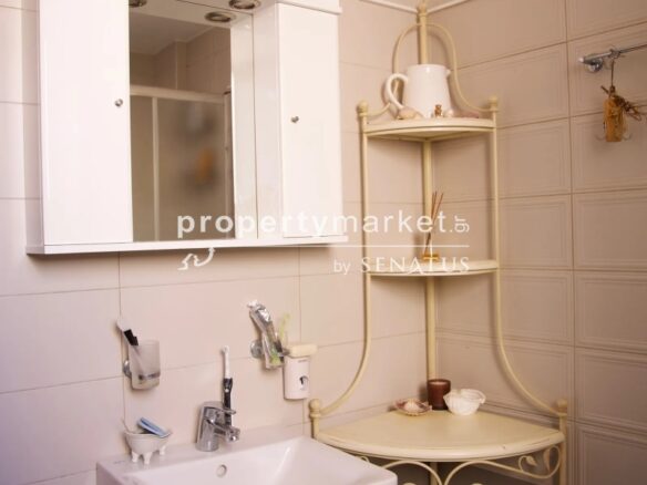 Detached House 220 M²