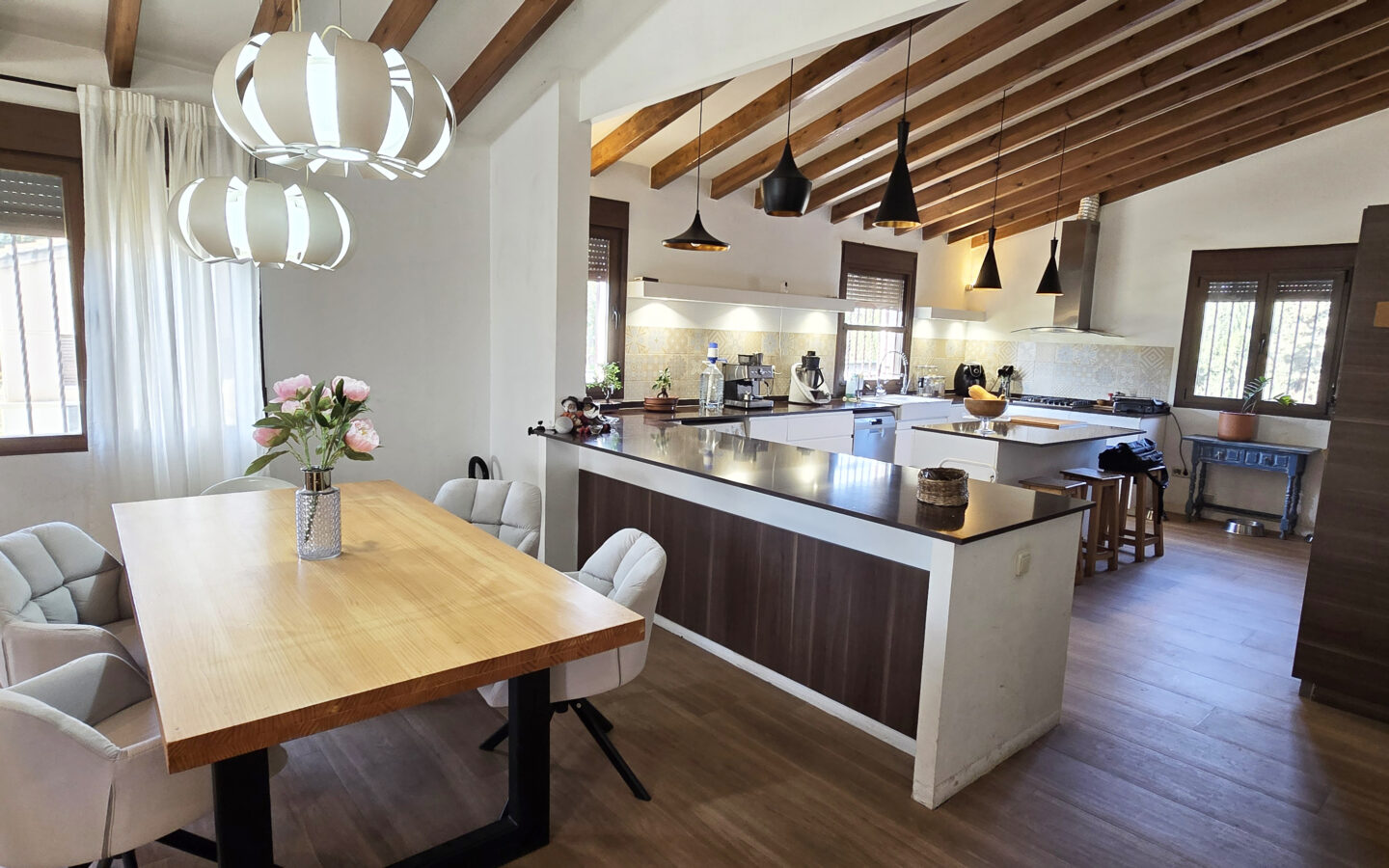 En Venta Fabuloso Chalet En Novelda-alicante- Situado En La Costa Blanca-espaÑa