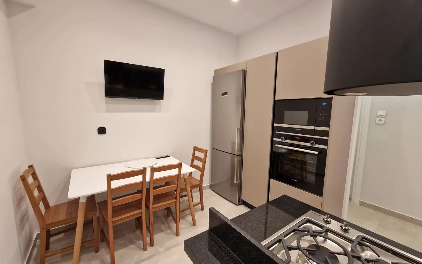 Duplex 138 M² In Athens