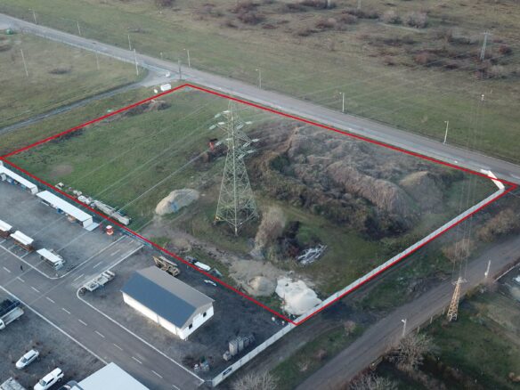 Unique Opportunity For A New Company Headquarters With Pre-planning And Prime Location Near Budapest
