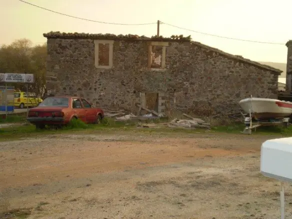 Business In Greece (550 M²)