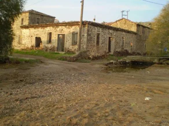Business In Greece (550 M²)