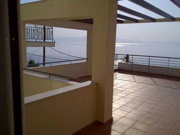 2-bedroom Maisonette In Githeio, Greece (112 M²)