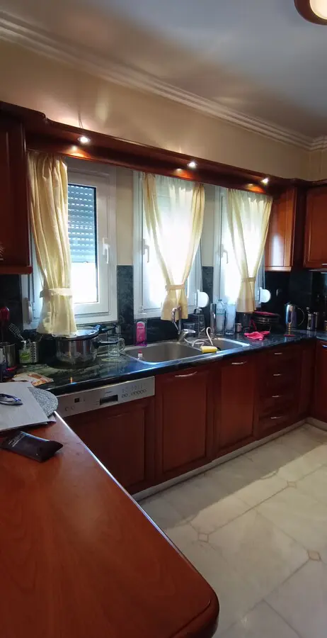 Detached House 220 M² In Athens