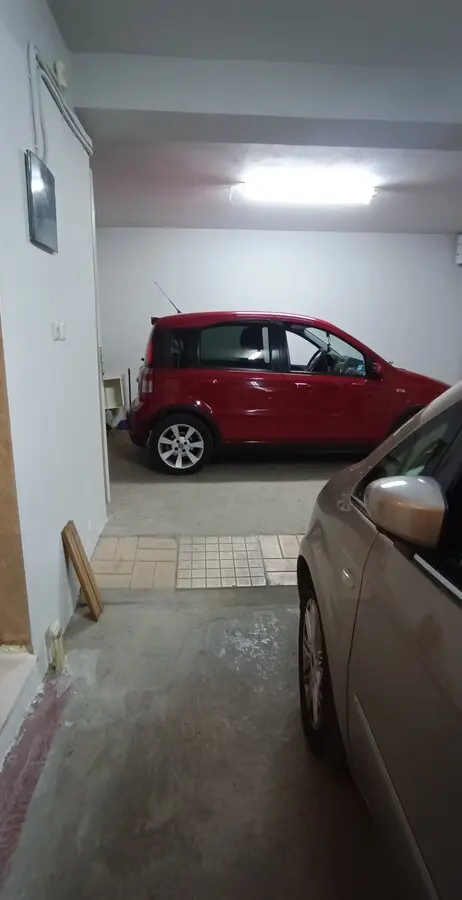 Detached House 220 M² In Athens