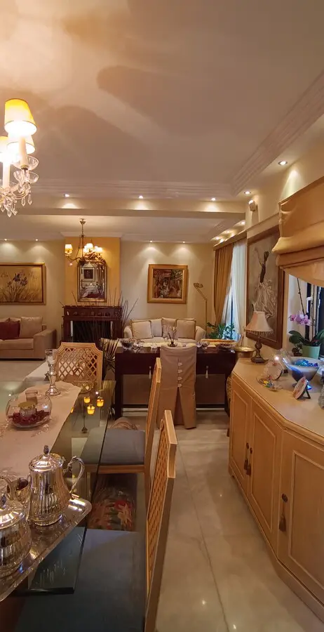 Detached House 220 M² In Athens