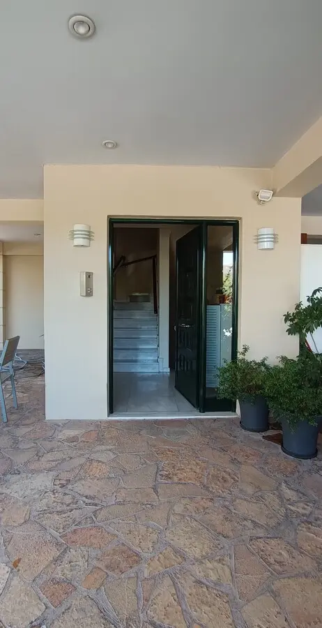 Detached House 220 M² In Athens