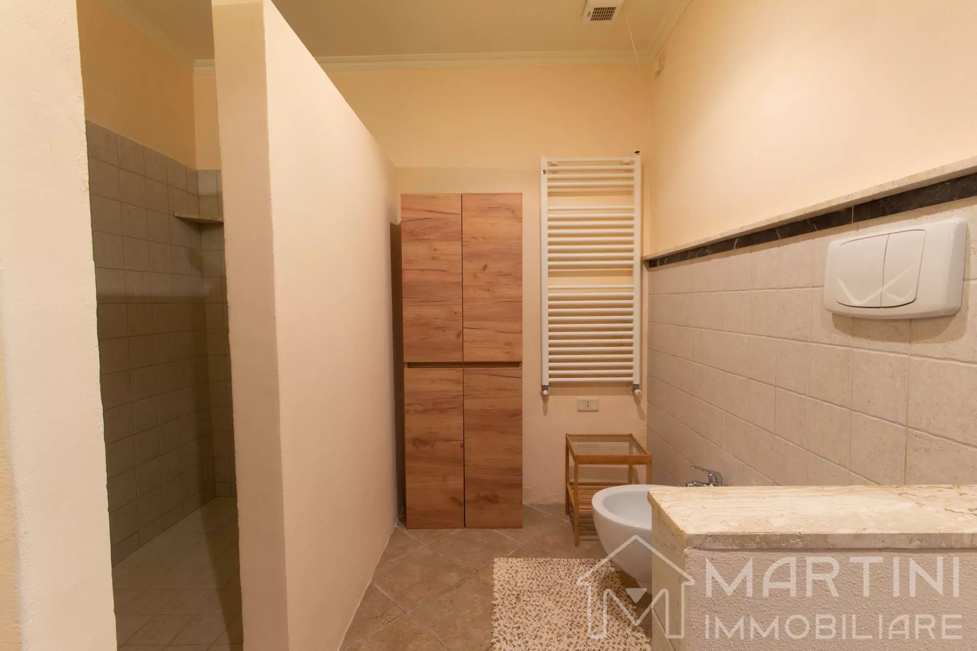 Appartamento con Giardino Privato Posto Auto Vista Panoramica in Toscana in Vendita (10)