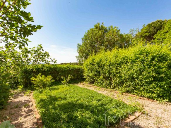 Apartment In Tuscany With Garden And Parking