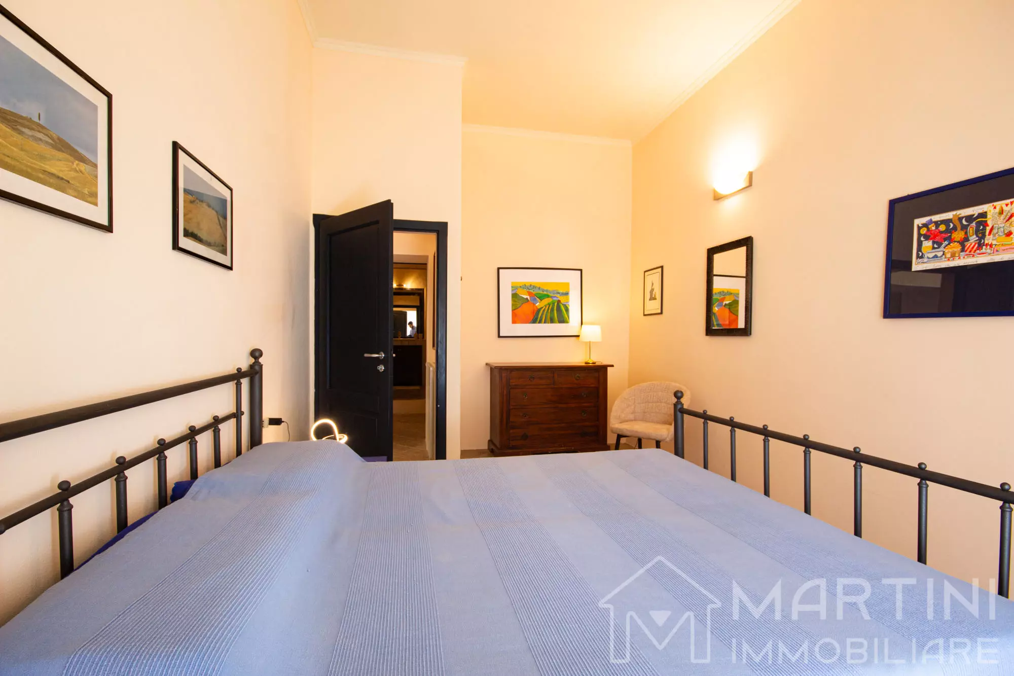 Appartamento con Giardino Privato Posto Auto Vista Panoramica in Toscana in Vendita (6)