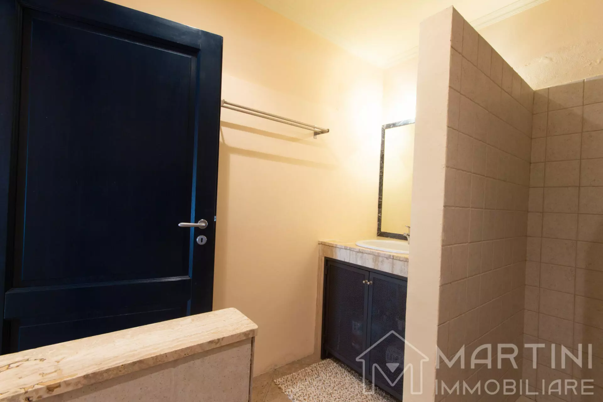 Appartamento con Giardino Privato Posto Auto Vista Panoramica in Toscana in Vendita (9)