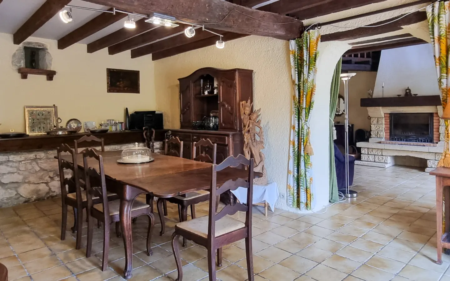 7-bedroom Country House In Peyrefitte-du-razes, France (317 M²)