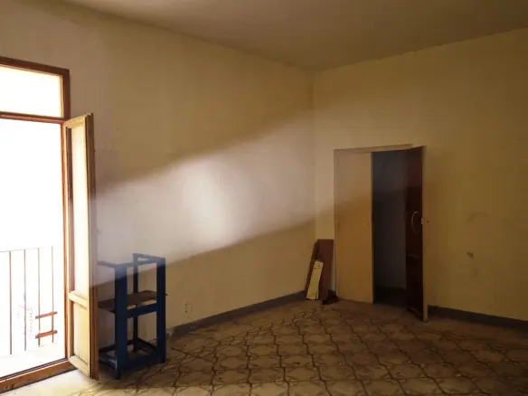 Town House 596 In Ontinyent, Spain