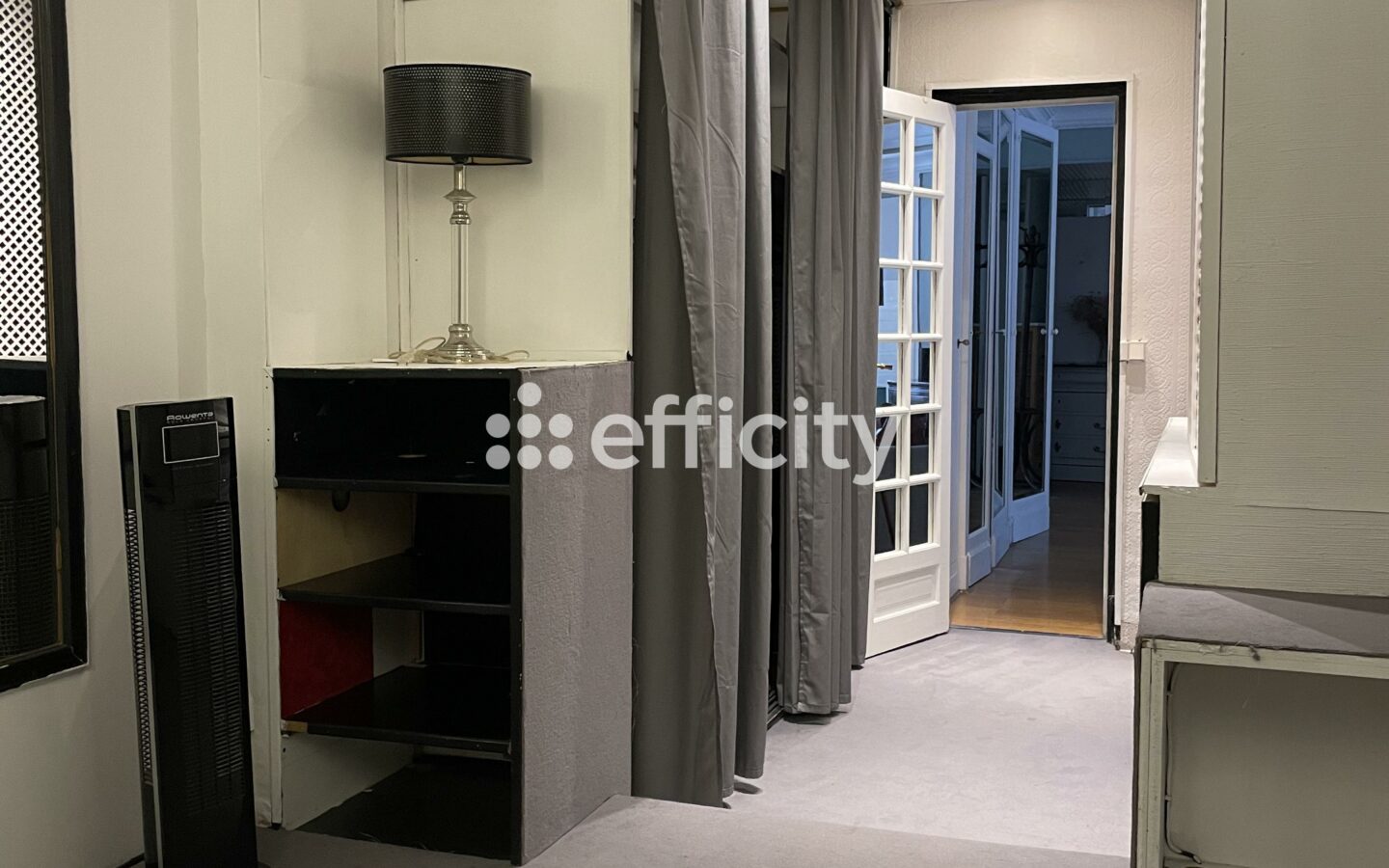 Paris – Champs-ÉlysÉes Avenue – 2 Rooms On The 4th Floor