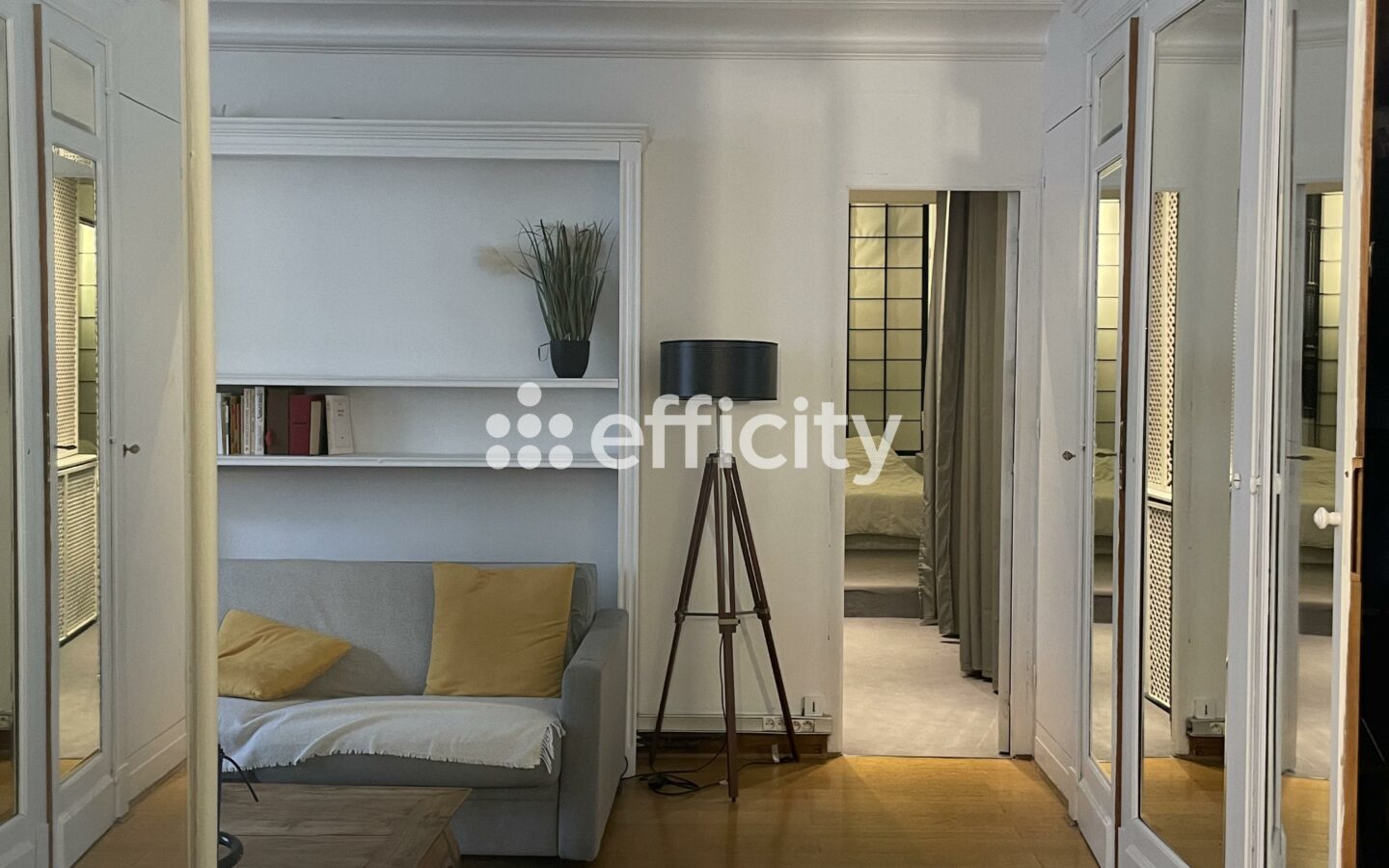 Paris – Champs-ÉlysÉes Avenue – 2 Rooms On The 4th Floor