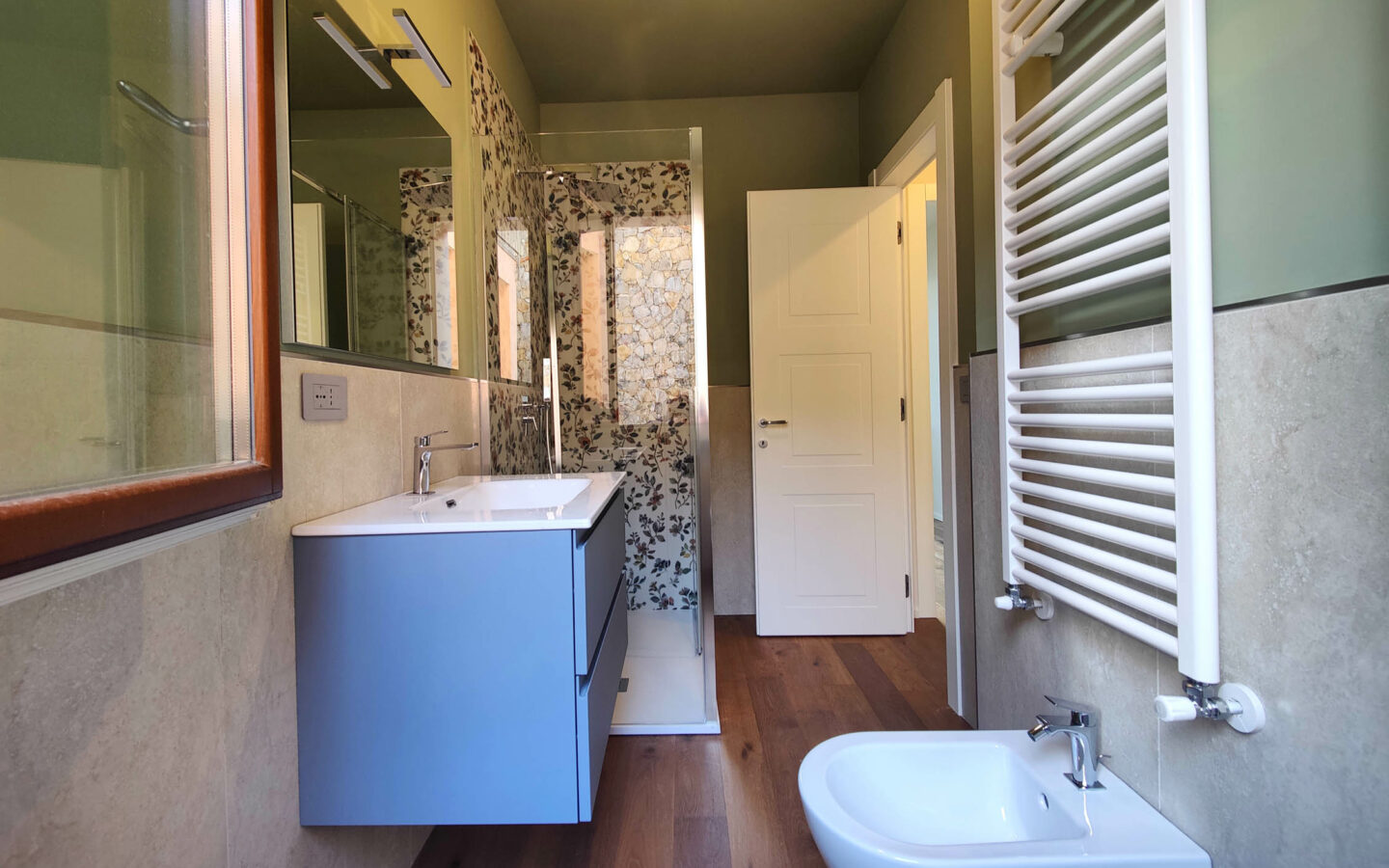 B66 Bilocale Nuovo Con Giardino Privato, Vista Mare E Piscina Condominiale. Compreso Box Auto