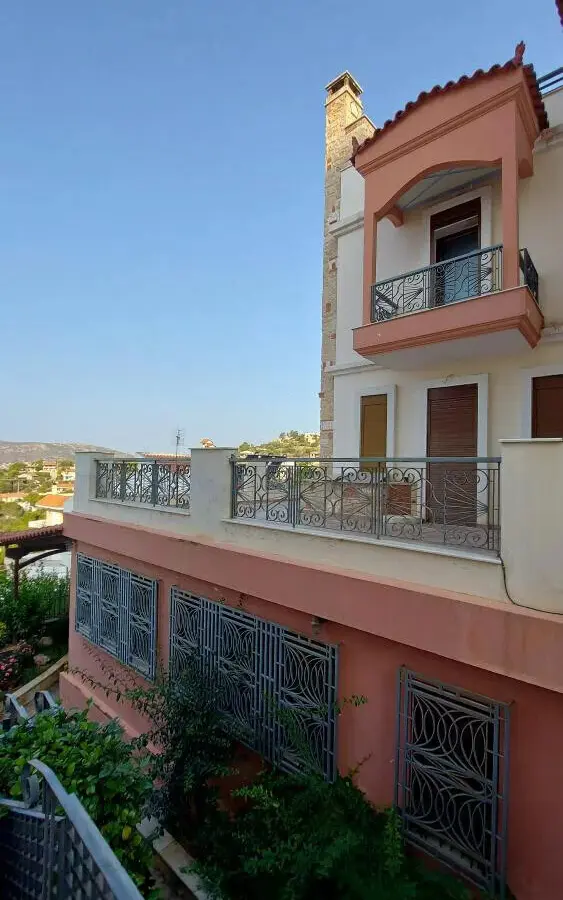 Detached House 340 M² In Attica