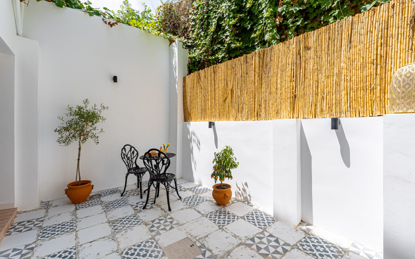 Stylishly Renovated Home With Patio In The Heart Of Casco Antiguo, Altea