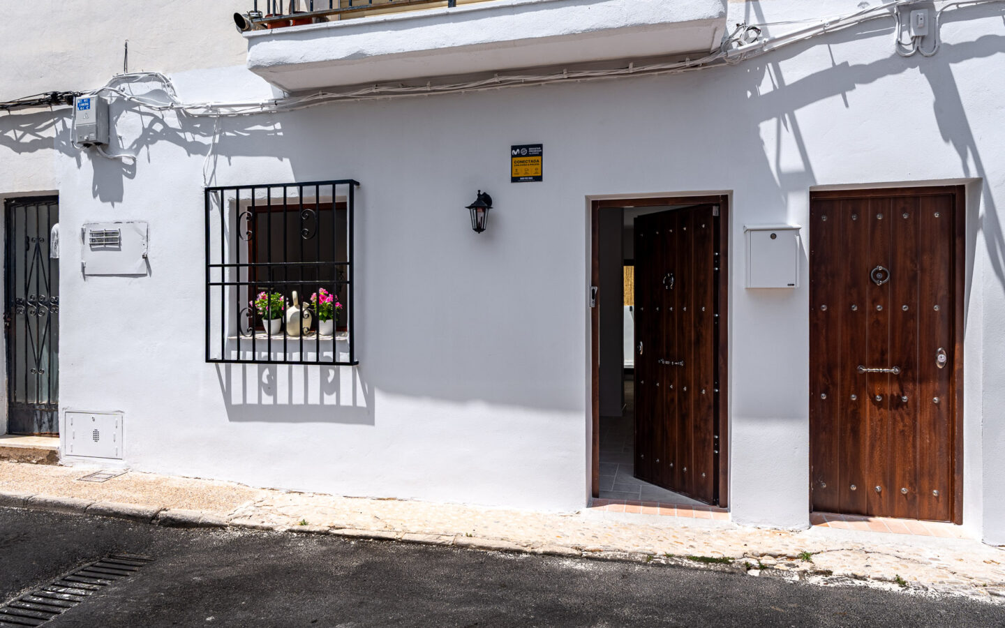 Stylishly Renovated Home With Patio In The Heart Of Casco Antiguo, Altea