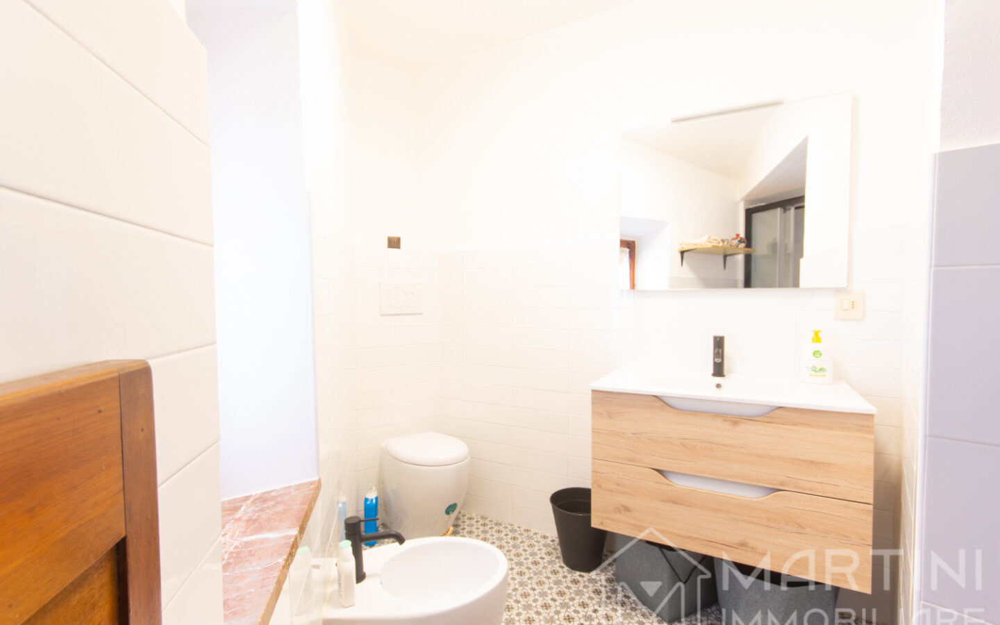 Renovated Apartment 2 Beds 2 Baths