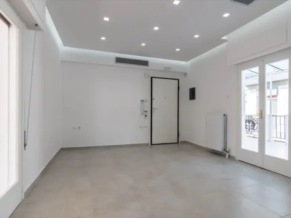 Commercial Property In Athens – Center – Center, Greece (305 M²)