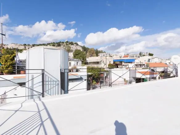 Commercial Property In Athens – Center – Center, Greece (305 M²)