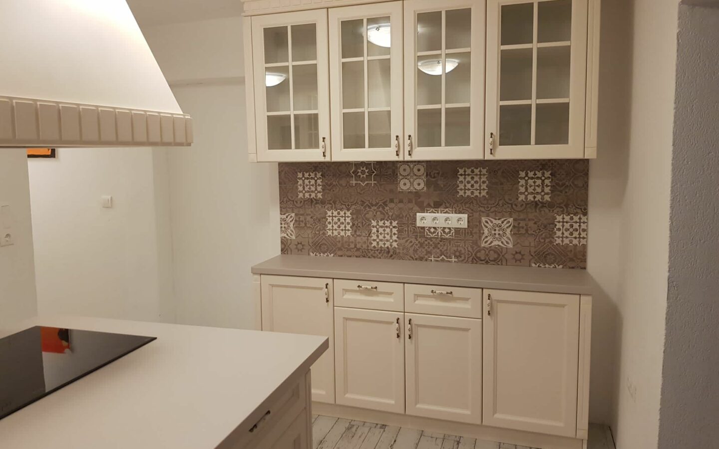 Great Single-family Home With Large Double Garage, Storage Room, And Outbuildings.**title:** 3 Beds Single-family Home With Double Garage, Germany