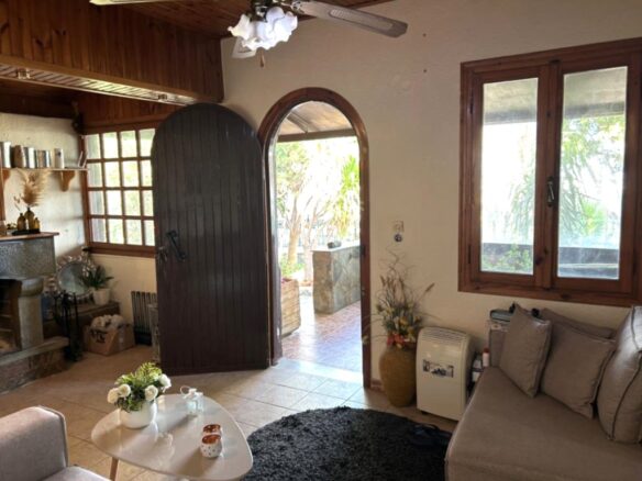 Single Storey House. Garden. 5 Minutes Drive To Agios Nikolaos And Beaches – East Crete
