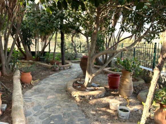 Single Storey House. Garden. 5 Minutes Drive To Agios Nikolaos And Beaches – East Crete