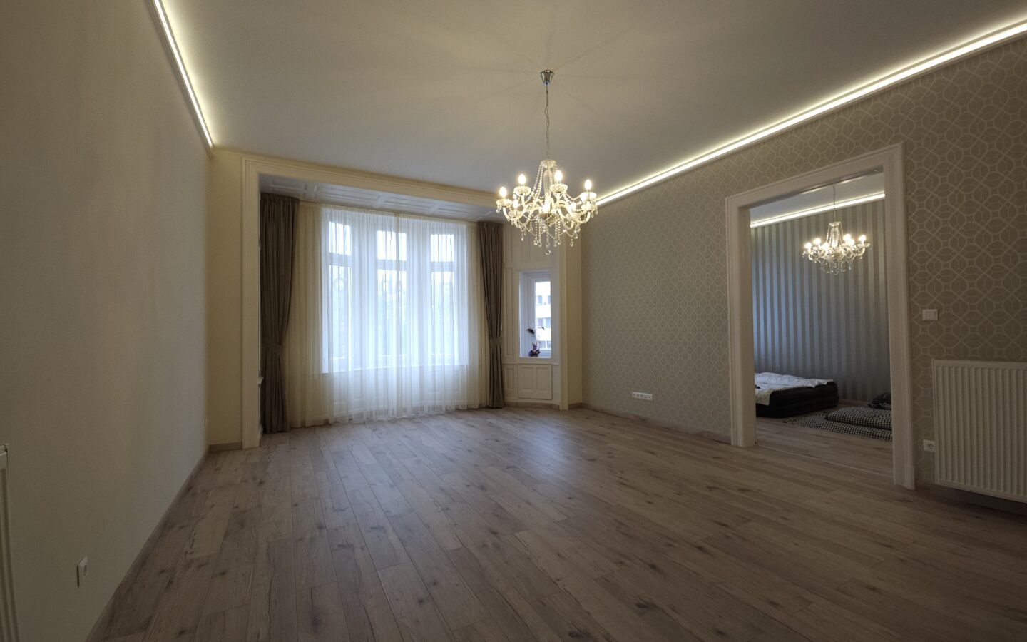 I Recommend This Tastefully Renovated 108 Sqm, 3-room Apartment On The 2nd Floor Of Xi. Villányi Street