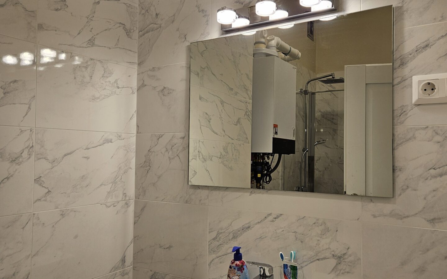 I Recommend This Tastefully Renovated 108 Sqm, 3-room Apartment On The 2nd Floor Of Xi. Villányi Street