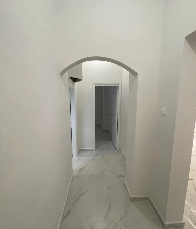 Flat 81 M² In Athens