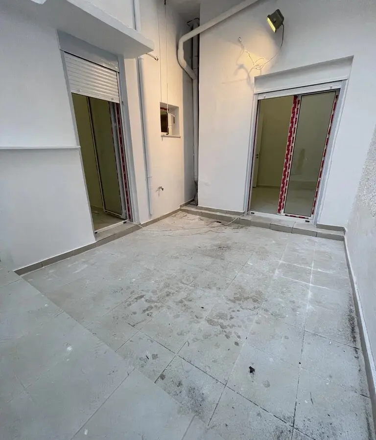 Flat 81 M² In Athens