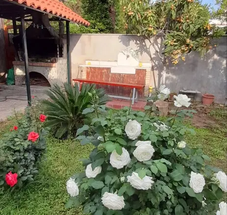 2-bedroom Detached House In Vilia, Greece (130 M²)