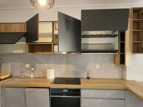 2-bedroom Flat In Vari – Varkiza, Greece (60 M²)