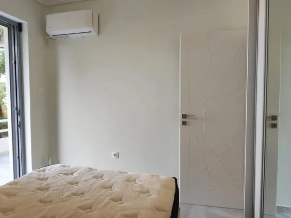 2-bedroom Flat In Vari – Varkiza, Greece (60 M²)