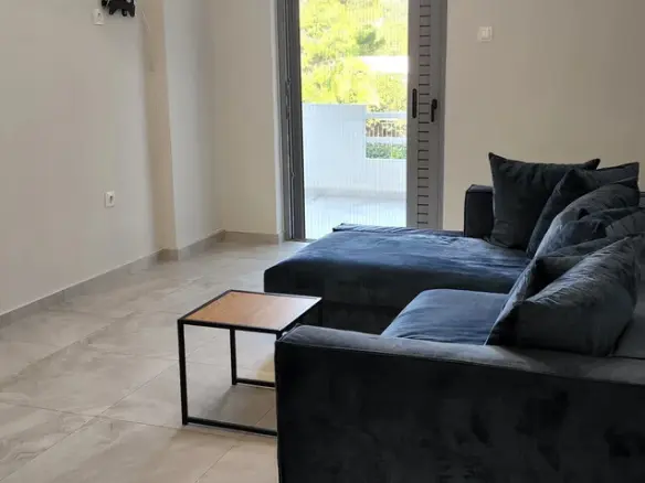 2-bedroom Flat In Vari – Varkiza, Greece (60 M²)