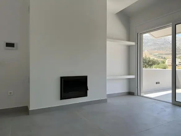 2-bedroom Flat In Keratea, Greece (112 M²)