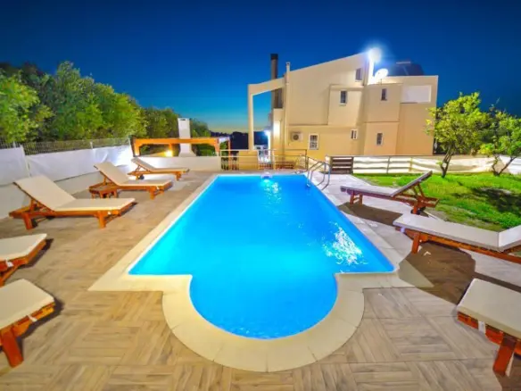 4-bedroom Villa In Mithimni, Greece (230 M²)