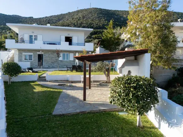 2-bedroom Detached House In Keratea, Greece (134 M²)