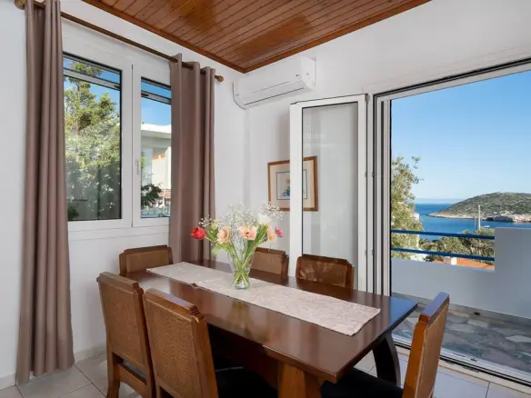 2-bedroom Detached House In Keratea, Greece (134 M²)
