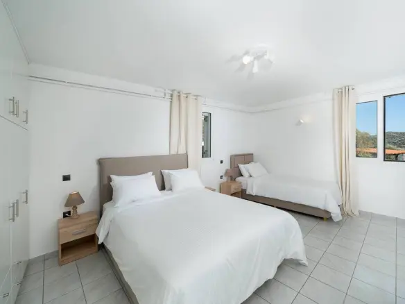 2-bedroom Detached House In Keratea, Greece (134 M²)