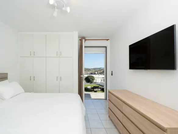 2-bedroom Detached House In Keratea, Greece (134 M²)