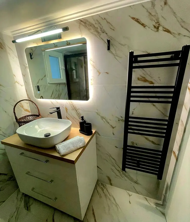 2-bedroom Flat In Elliniko, Greece (70 M²)