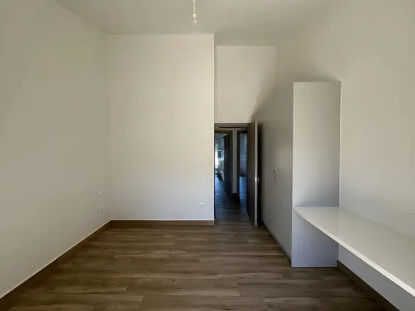 2-bedroom Flat In Keratea, Greece (112 M²)