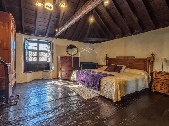 4-bedroom Villa In Tacoronte, Spain (300 M²)