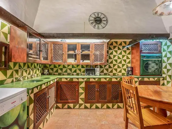 4-bedroom Villa In Tacoronte, Spain (300 M²)