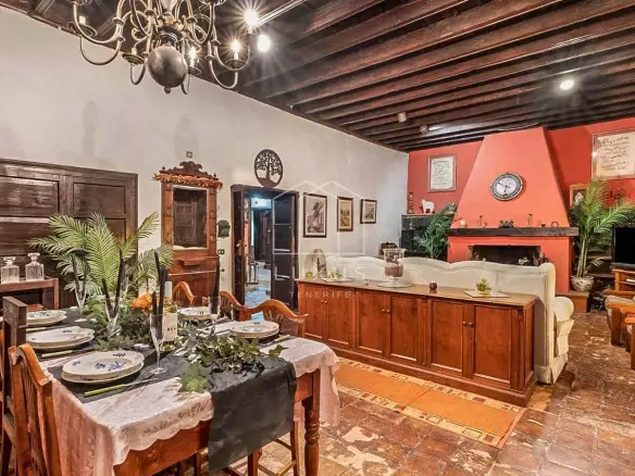4-bedroom Villa In Tacoronte, Spain (300 M²)
